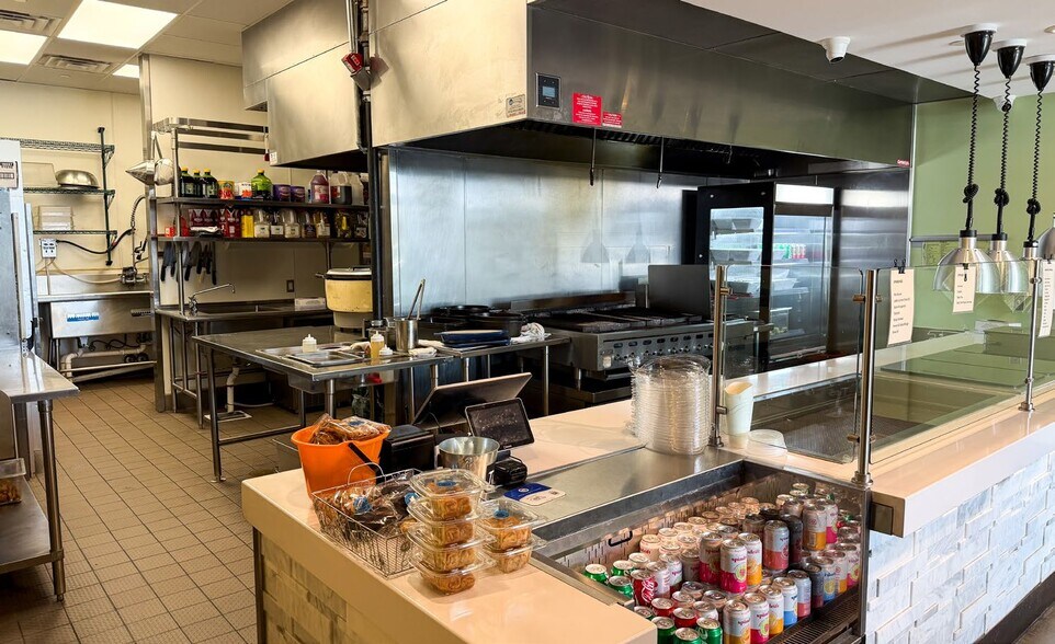 More Photos Of 18A Farm Vw, Montvale Freestanding For Lease