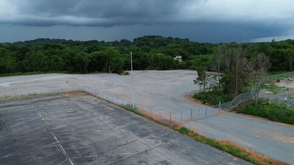 More Photos Of 981 Industrial Park Rd, Columbia Land For Lease