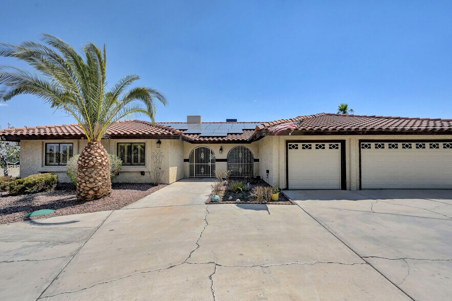More Photos Of 6975 Obannon Dr, Las Vegas Office Residential For Sale