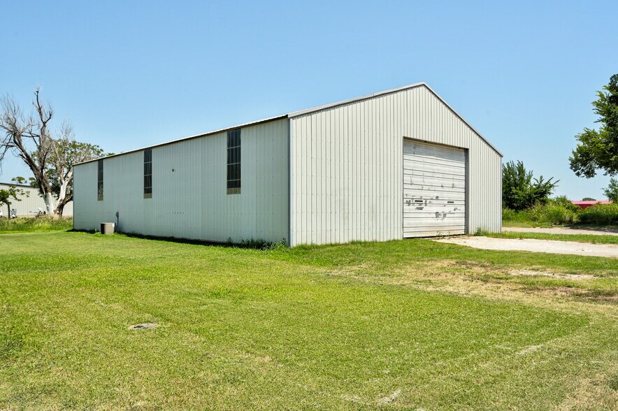 More Photos Of 603 S 3rd St, Kingfisher Manufactured Housing Mobile Home Park For Sale