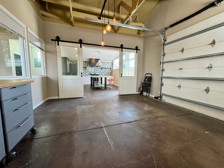 More Photos Of 447 Figueroa St, Monterey Storefront For Sale