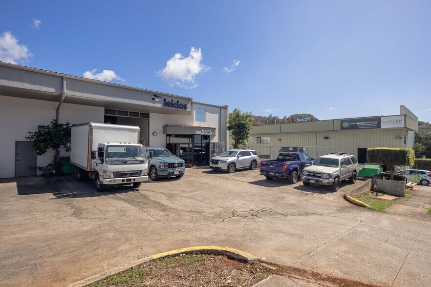 More Photos Of 99-1342 Koaha Pl, Honolulu Warehouse For Lease