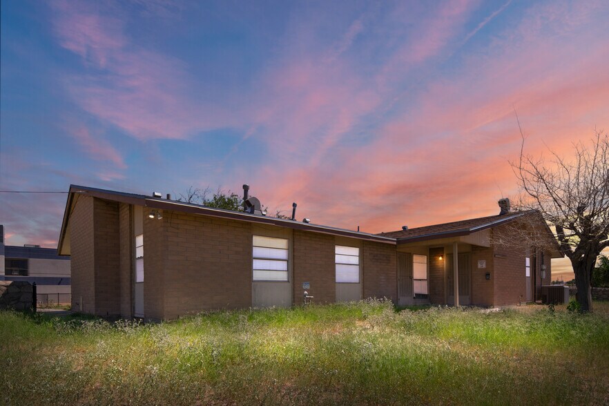 More Photos Of 5310 Blanco Ave, El Paso Office Residential For Lease