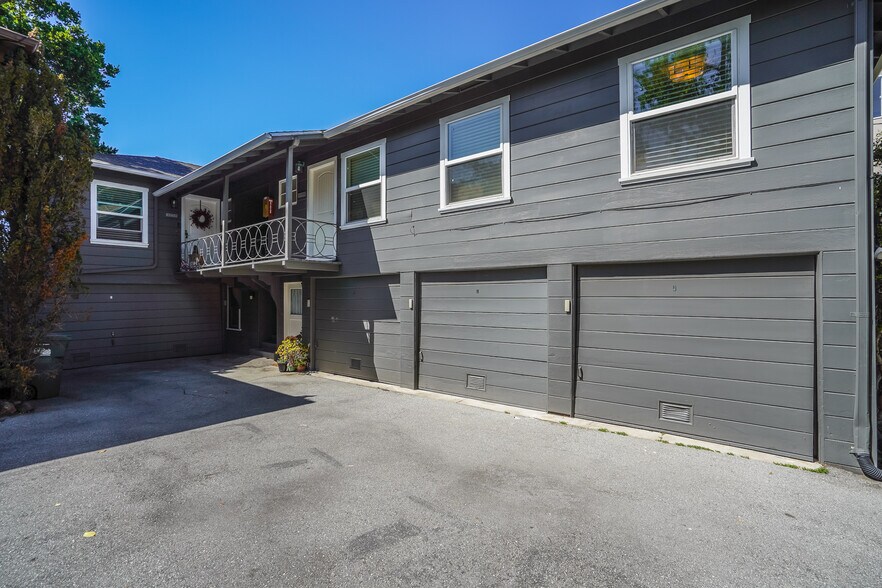 More Photos Of 1124 Douglas Ave, Burlingame Apartments For Sale