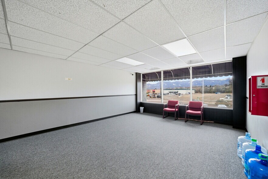More Photos Of 225 S Academy Blvd, Colorado Springs Office For Sale