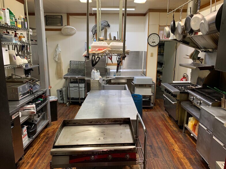 More Photos Of 105 N Main St, Sylvan Grove Restaurant For Sale