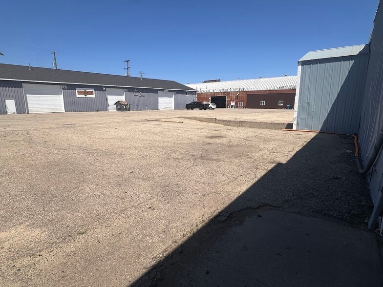 More Photos Of 322 Terminal St SW, Grand Rapids Distribution For Lease