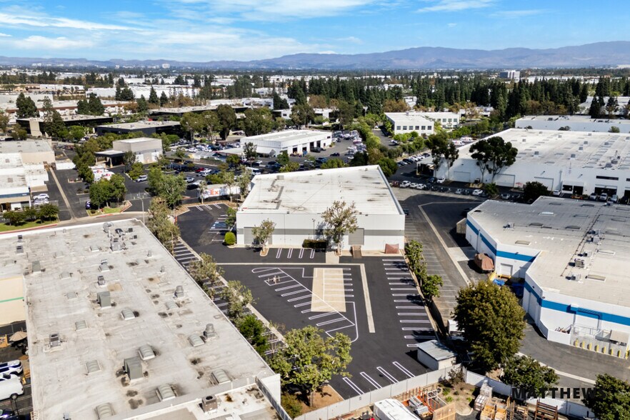 Primary Photo Of 1675 Toronto Way, Costa Mesa Warehouse For Lease