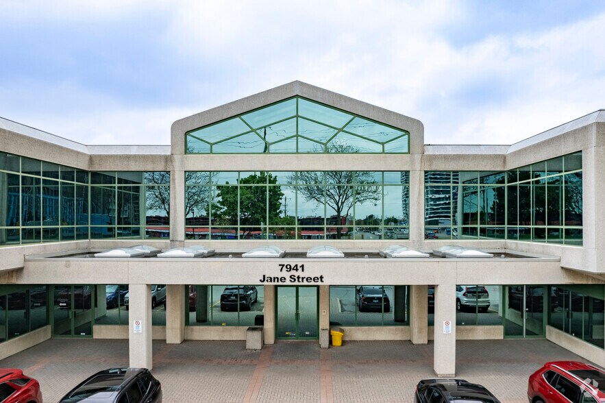 More Photos Of 7941 Jane St, Vaughan Showroom For Lease