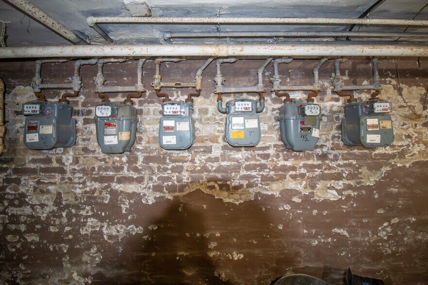 More Photos Of 11136 S Vernon Ave, Chicago Apartments For Sale