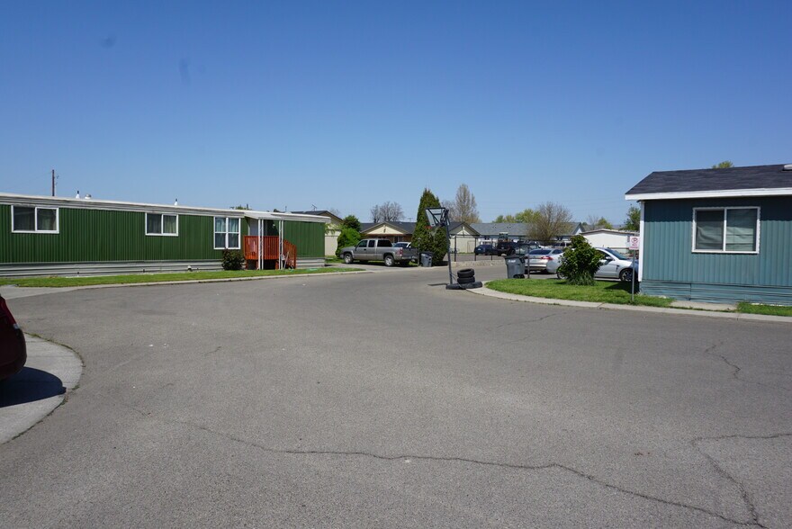 More Photos Of 525 Rouse Rd, Sunnyside Manufactured Housing Mobile Home Park For Sale