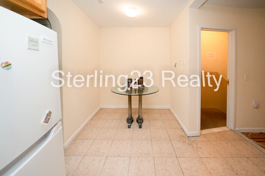 More Photos Of , Astoria General Retail For Sale