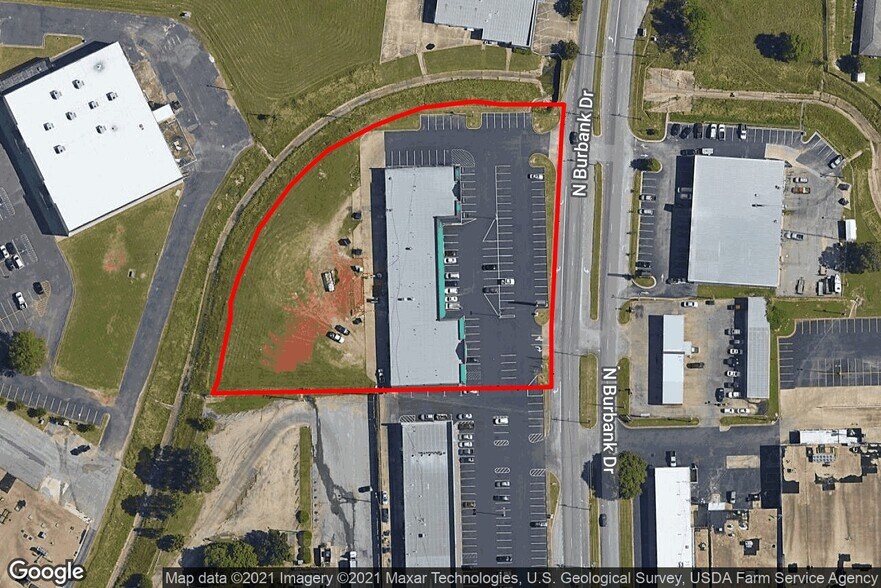 More Photos Of 101-121 N Burbank Dr, Montgomery Storefront For Lease