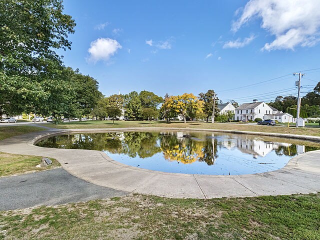 More Photos Of 1 Pleasant St, Cohasset Apartments For Sale