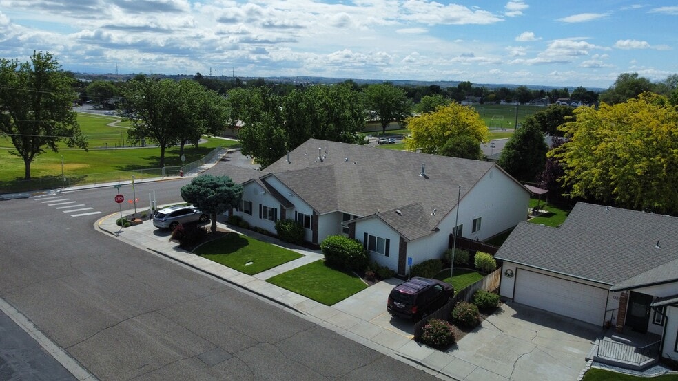 More Photos Of 1310 SW 12th Ave, Ontario Healthcare For Sale