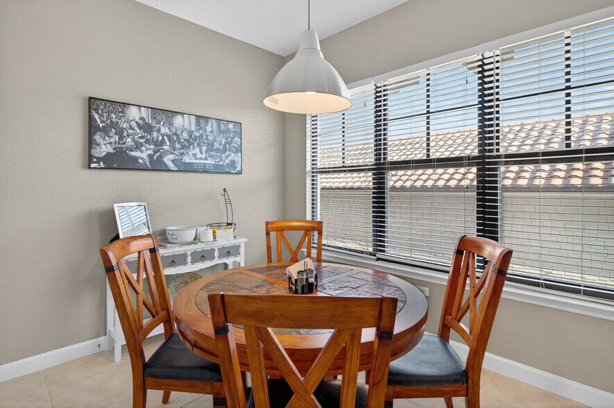 More Photos Of 524-590 Market St, Saint Augustine Apartments For Sale