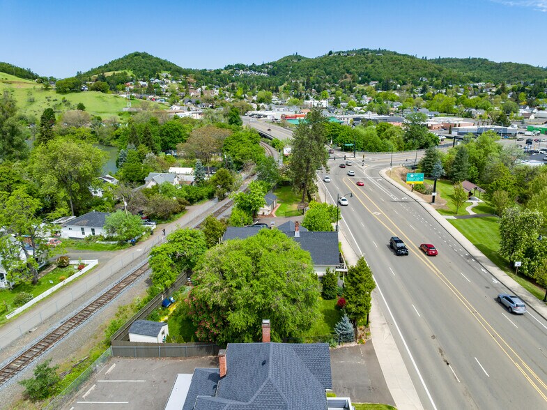 More Photos Of 236 SE Stephens St, Roseburg Hospitality For Sale