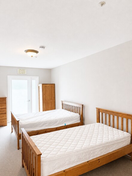More Photos Of 11911-11913 Washington Blvd, Whittier Healthcare For Sale