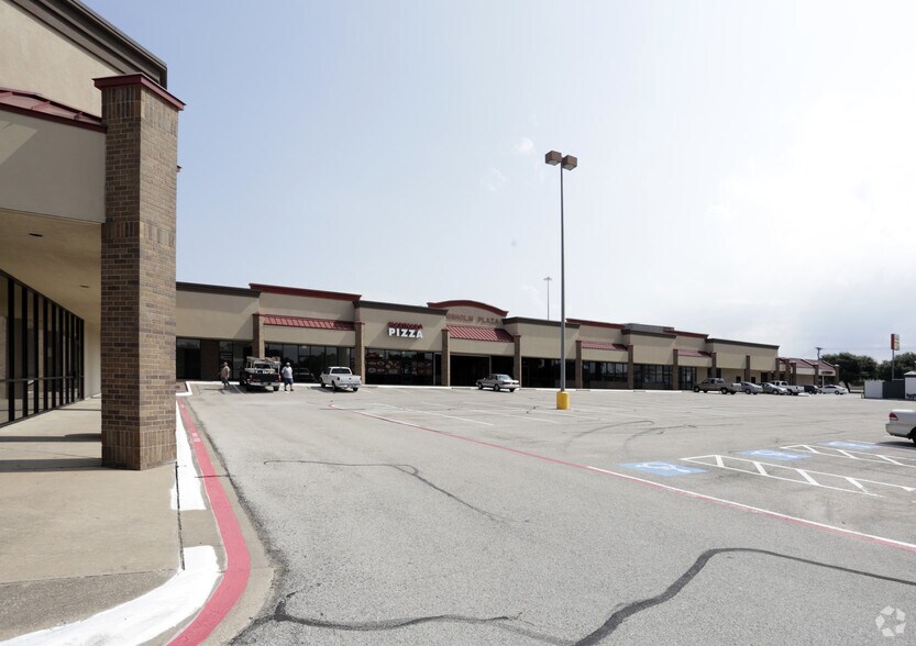 More Photos Of 1915 N Central Expy, Plano Unknown For Lease