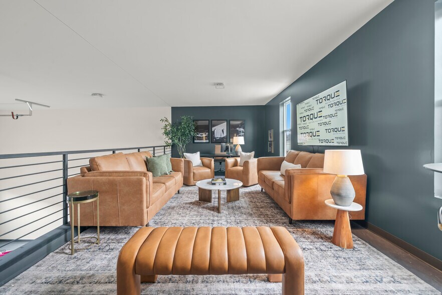 More Photos Of 4477 34th Ave, Cincinnati Self Storage For Sale