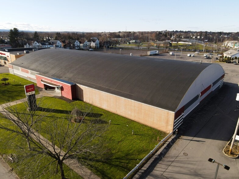 More Photos Of 1724 Genesee St, Utica Bowling Alley For Sale