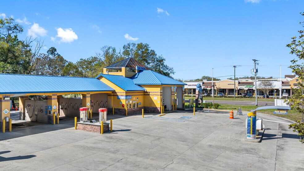 More Photos Of 113 S Valrico Rd, Valrico Carwash For Sale