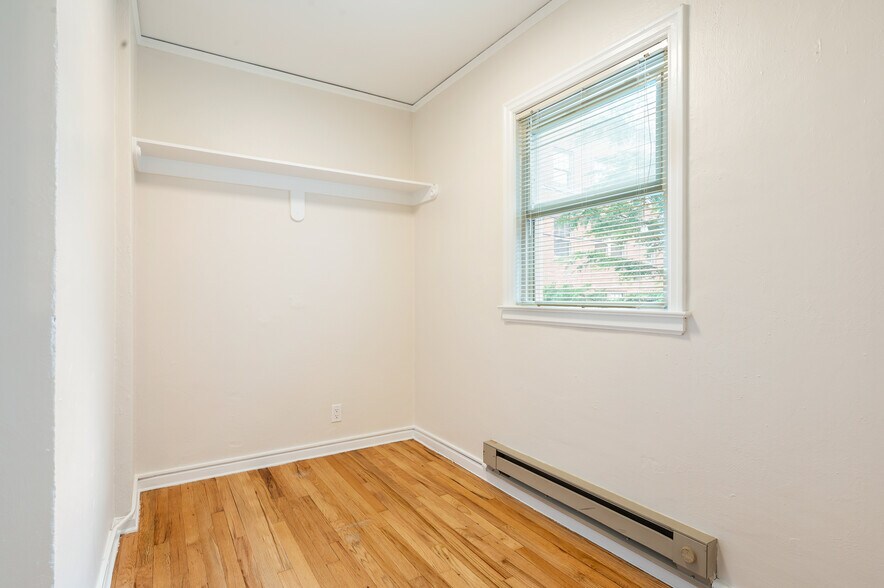 More Photos Of , Seattle Multifamily For Sale