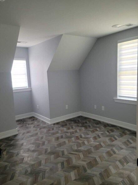 More Photos Of 15 Sudbrook Ln, Pikesville Loft Creative Space For Lease