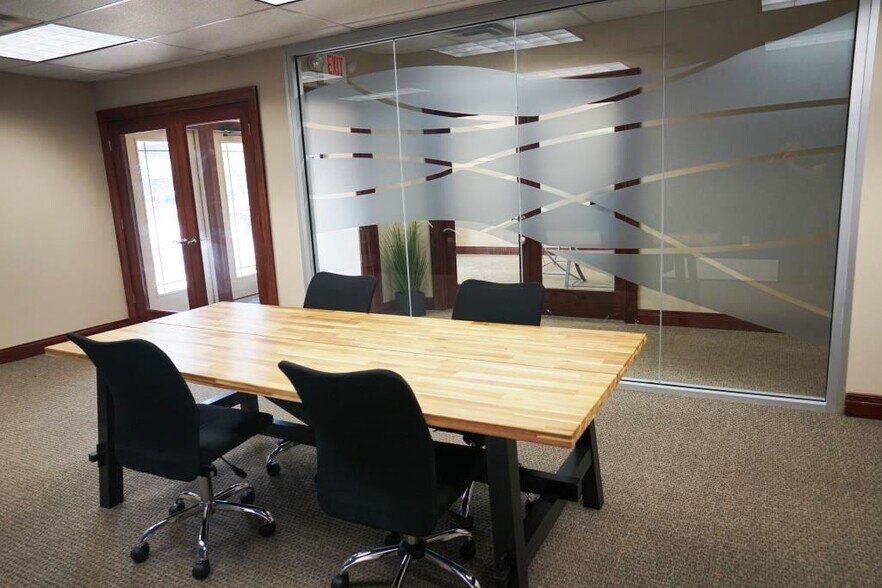 More Photos Of 70-84 Remick Blvd, Springboro Office For Sale