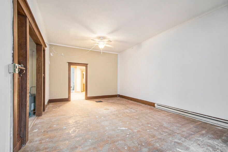 More Photos Of 111 Commercial St, Dowagiac Storefront Retail Residential For Sale