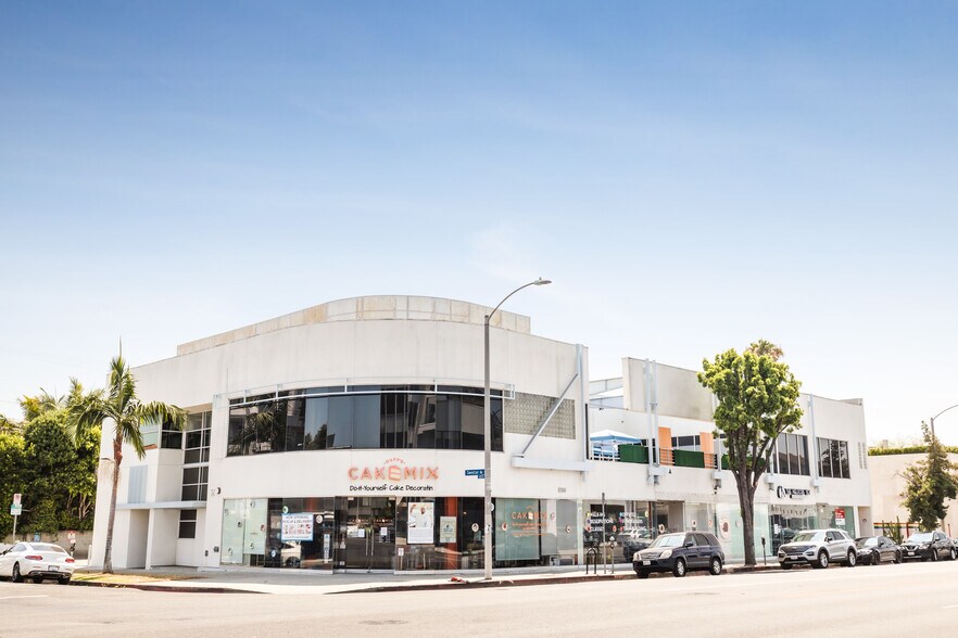 More Photos Of 8300-8306 Melrose Ave, Los Angeles Storefront Retail Office For Lease