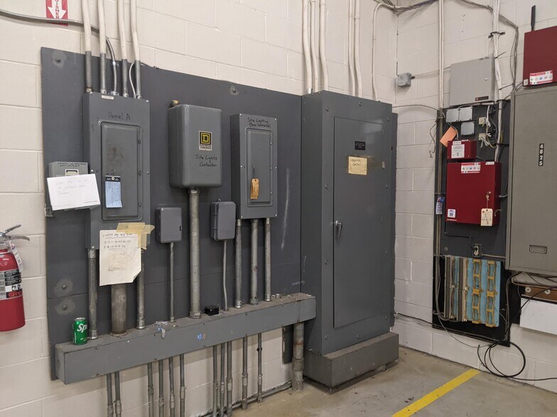 More Photos Of 4805-4825 Salem Ave, Dayton Unknown For Lease