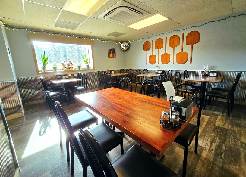 More Photos Of 225 US-8 Hwy, Turtle Lake General Retail For Sale