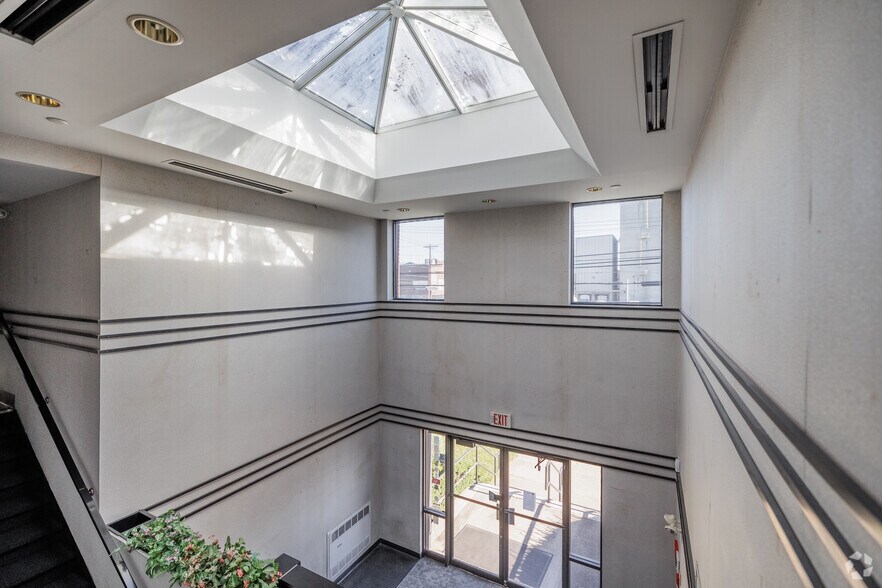 More Photos Of 429 Getty Ave, Clifton Office For Lease