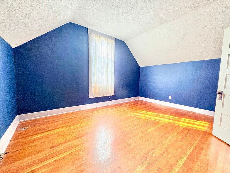 More Photos Of 9 E Canal St, Troy General Retail For Sale