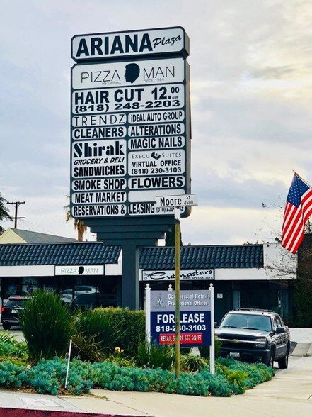 More Photos Of 3857 Foothill Blvd, La Crescenta Unknown For Lease