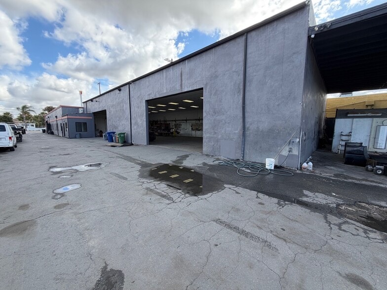 More Photos Of 9742 Artesia Blvd, Bellflower Auto Repair For Lease