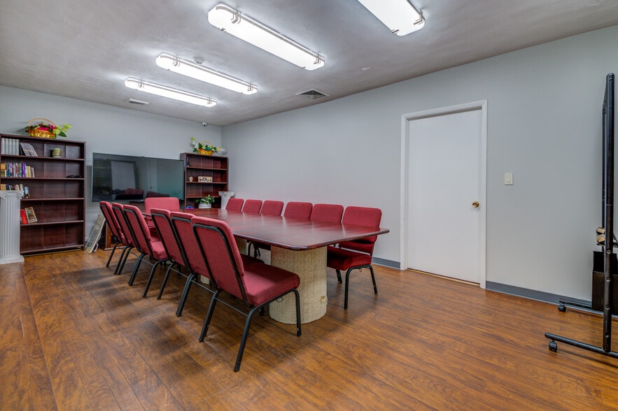 More Photos Of 70 Church St, New Rochelle Religious Facility For Sale