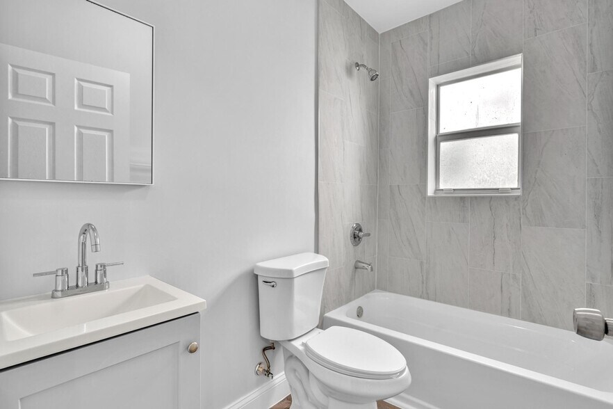 More Photos Of 1142 SW 4th St, Miami Apartments For Sale