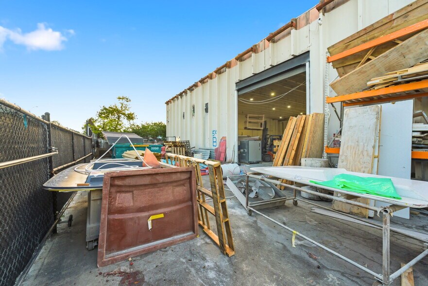 More Photos Of 2275 NW 150th St, Opa Locka Warehouse For Sale
