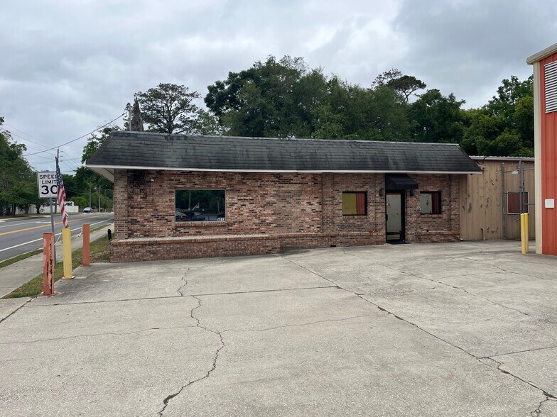 More Photos Of 5013 Park St, Jacksonville Auto Repair For Sale
