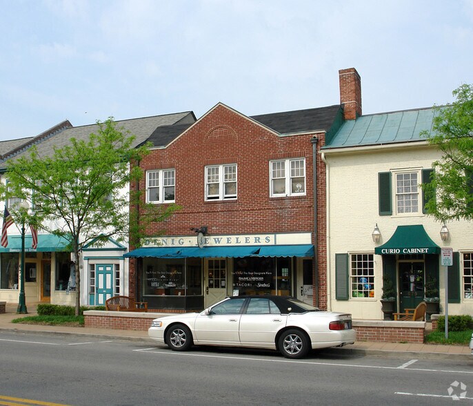 Primary Photo Of 677 High St, Columbus Storefront Retail Office For Lease
