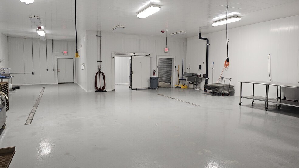 More Photos Of 1035 17th Ave, Santa Cruz Warehouse For Sale