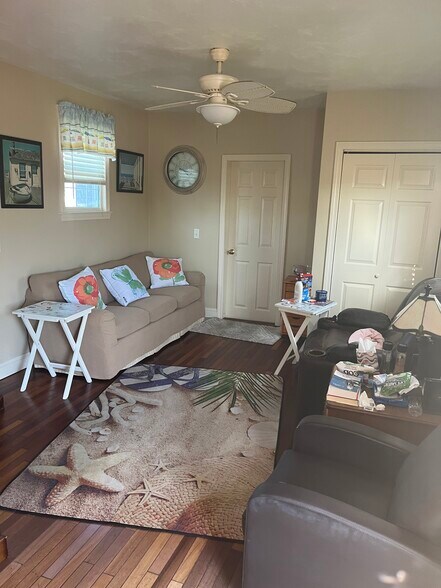 More Photos Of 451 Main St, Dennis Port Restaurant For Sale