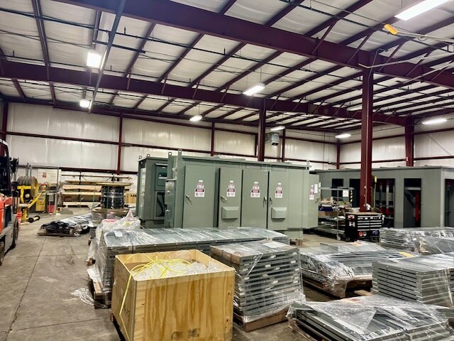 More Photos Of 18 Lancaster Pky, Lancaster Manufacturing For Sale