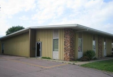 Primary Photo Of 1607 C Ave, Sioux Falls Medical For Lease