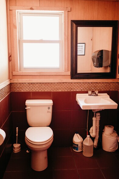 More Photos Of 16 Baby Back Pl, Pipestem Flex For Sale