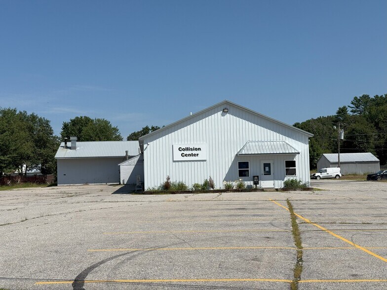More Photos Of 209 Main St, South Paris Auto Dealership For Sale