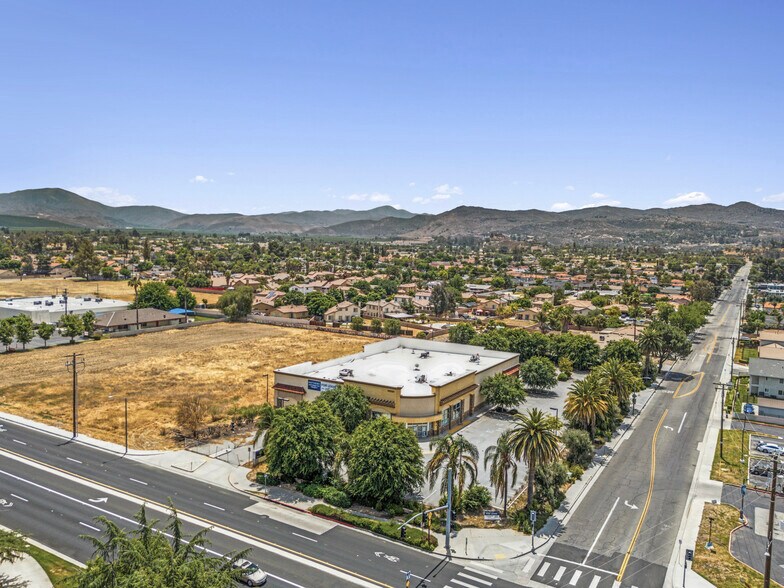 More Photos Of 42021 E Florida St, Hemet Drugstore For Sale