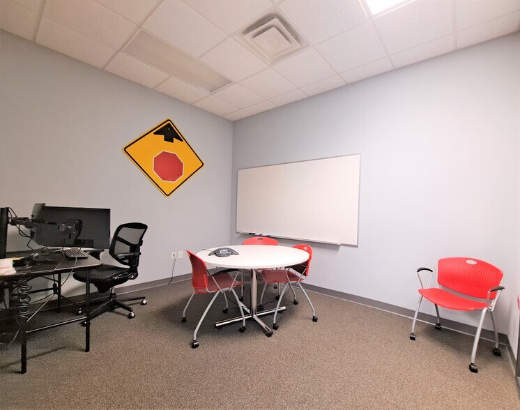 More Photos Of 705 Wells Rd, Orange Park Flex For Sale